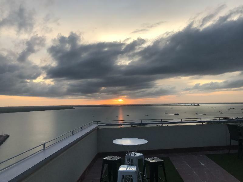 Aparthotel Ramada By Wyndham Zen Quarter 4*
